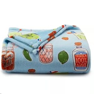 The Big One TX Margarita Pattern Supersoft Plush Throw Blanket NWT